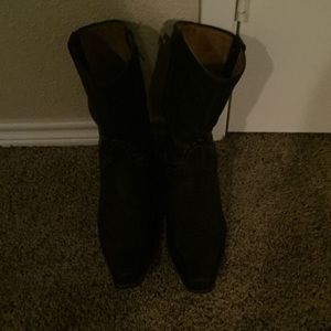Men’s leather boots